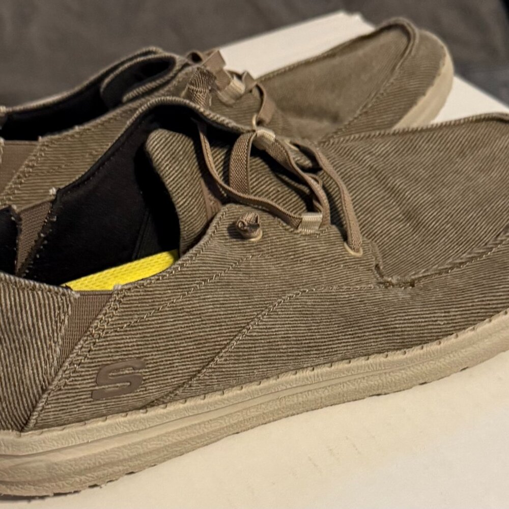 Sketchers slip-on size 11